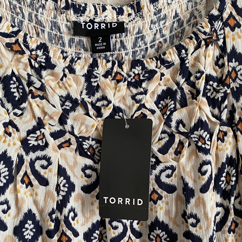 Torrid Navy and Cream Geometric Tank Top - Picture 7 of 8